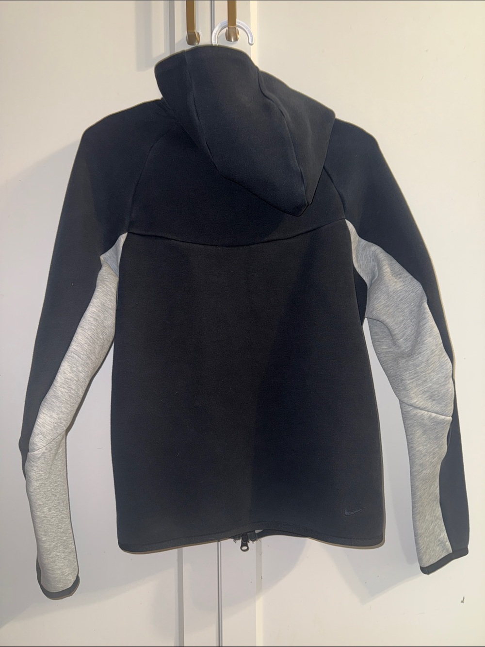 Nike Men's Tech Fleece Full-Zip Windrunner Hoodie - Picture 6 of 6